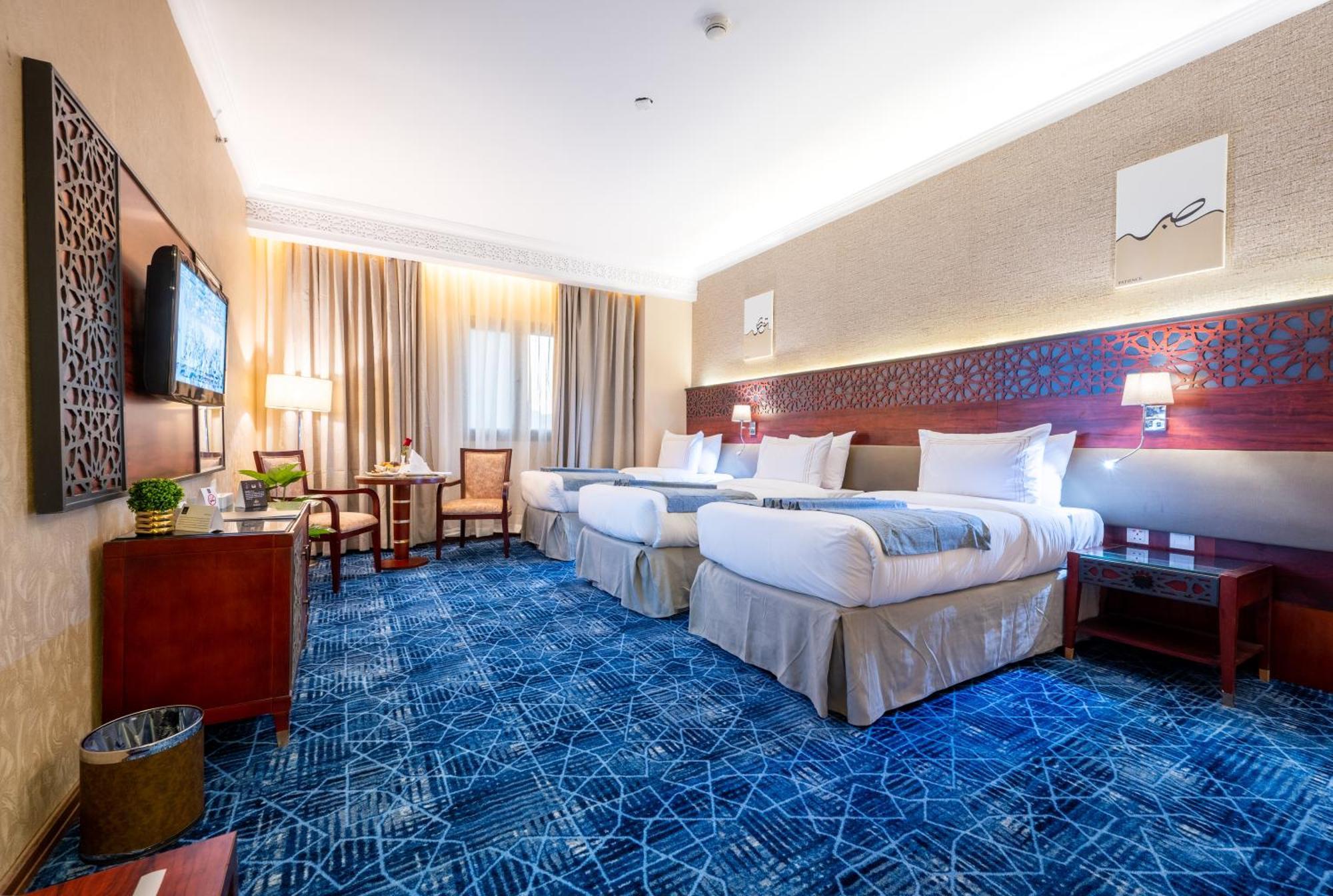 Shaza Regency Plaza Al Madinah Hotel Medina Buitenkant foto Deluxe Room